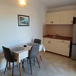 Ljubo *