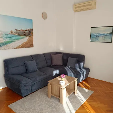 Ljubo Διαμέρισμα