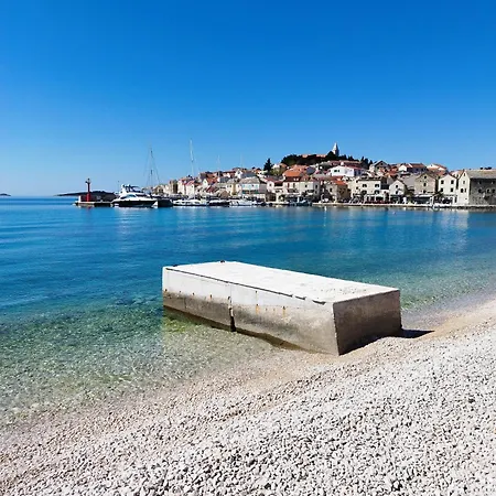 Ljubo Διαμέρισμα *