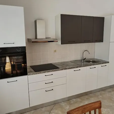 公寓 Ljubo 普利莫顿