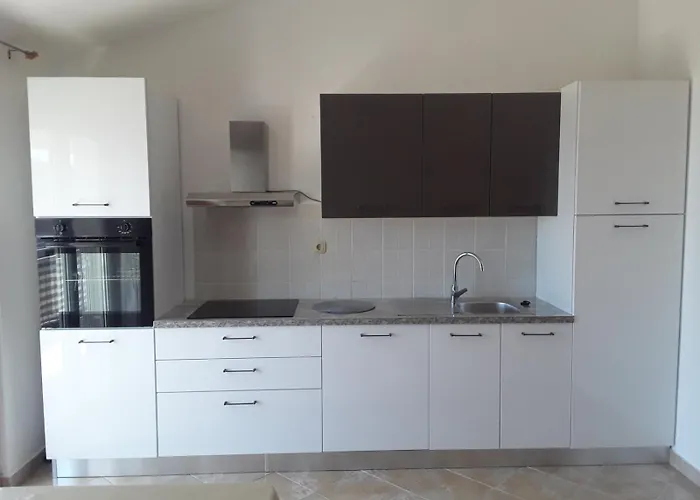 Ljubo Apartamento *