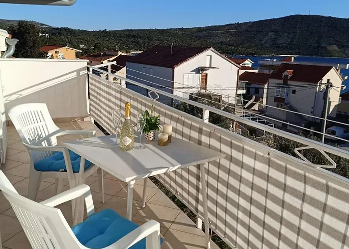 Ljubo Apartament Primošten
